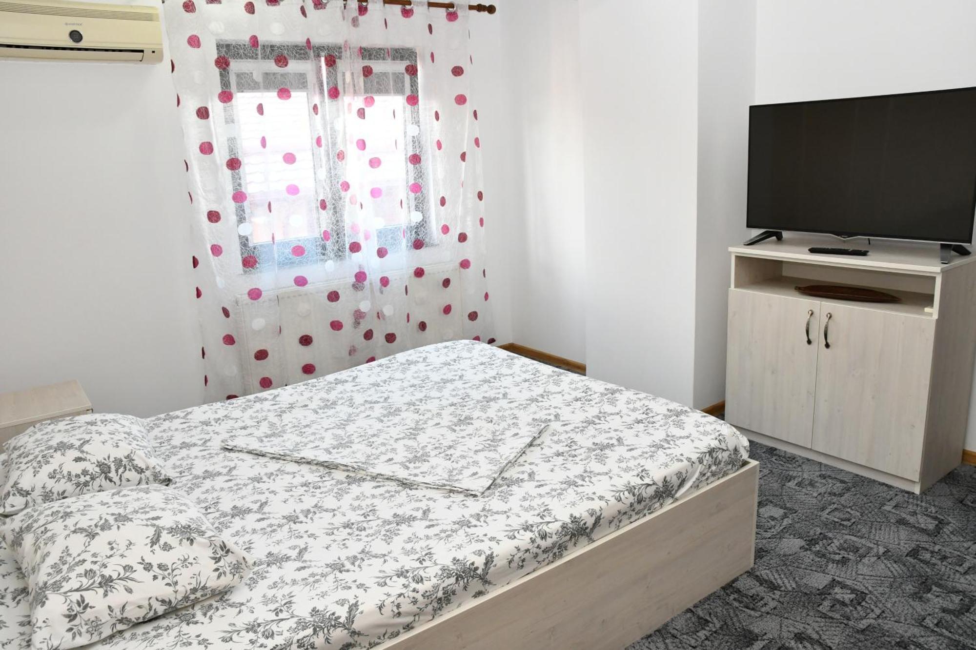 Apartament Luxury - Promenada Mall 크라이오바 외부 사진